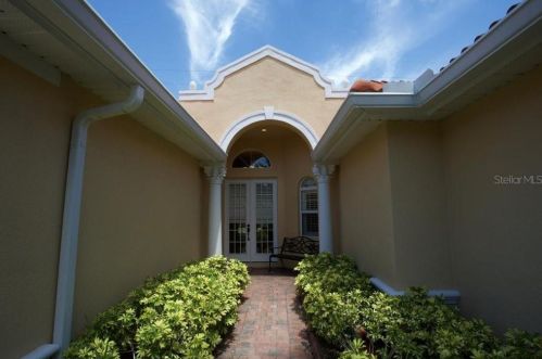 1053 Lascala Dr, Windermere FL  34786-6024 exterior