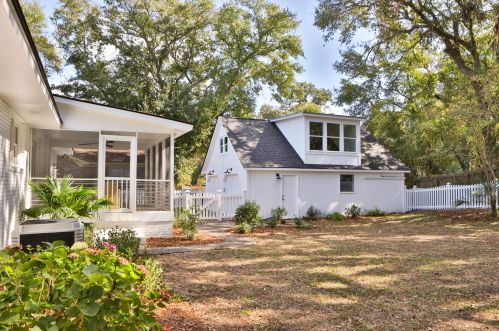 2906 Waterway Blvd, Isle Of Palms SC  29451-2425 exterior