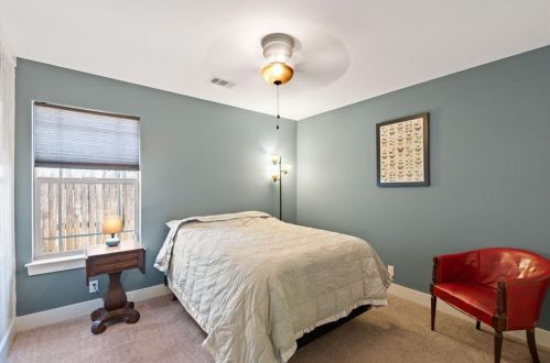 7000 Bay City Bnd, Austin TX 78725-2938 exterior