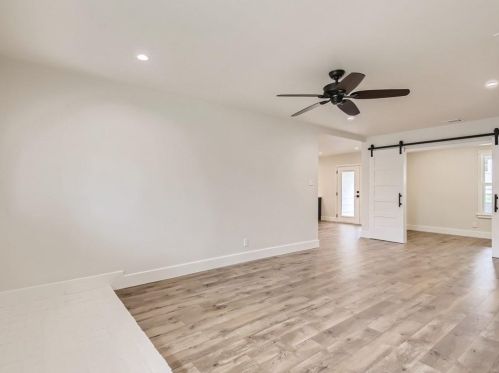 9707 Cottle Dr, Austin TX 78753-4305 exterior