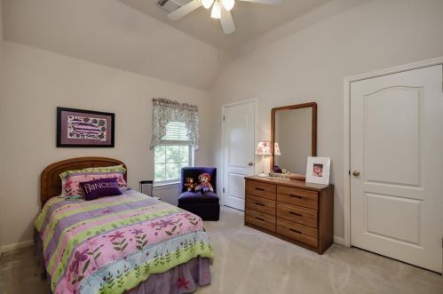 10720 Bay Laurel Trl, Austin TX 78750-3650 exterior