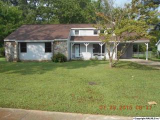 509 Forrest Park Ct, Huntsville AL  35806-1810 exterior