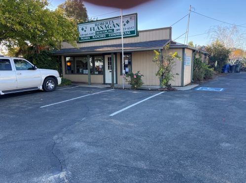 1500 Robertson Blvd, Sharon, CA 93610-3429