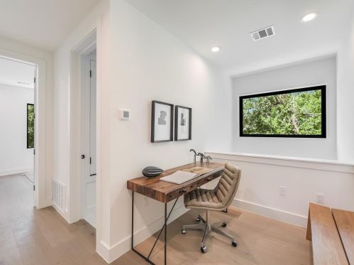 2903 14 St, Austin TX 78702-1628 exterior