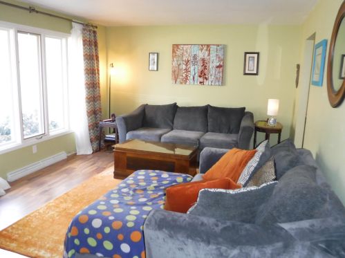 1436 Lee Cir, Manitowoc WI  54220-1522 exterior