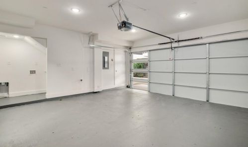 2006 Fitzhugh Ave, Dallas TX  75204-4694 exterior