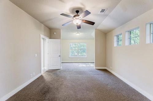 6928 Bay City Bnd, Austin TX 78725-2938 exterior