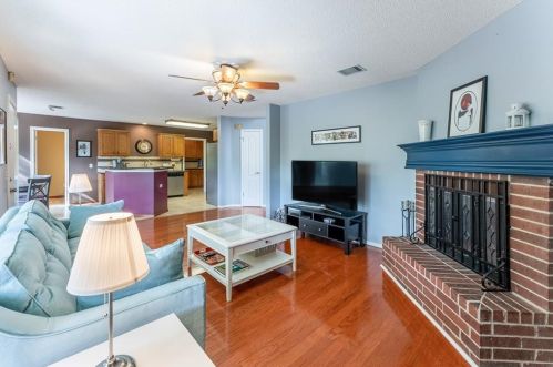 1221 Briargate Dr, Austin TX 78753-2050 exterior