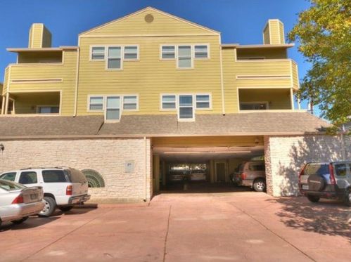 808 29th St, Austin TX  78705-3546 exterior