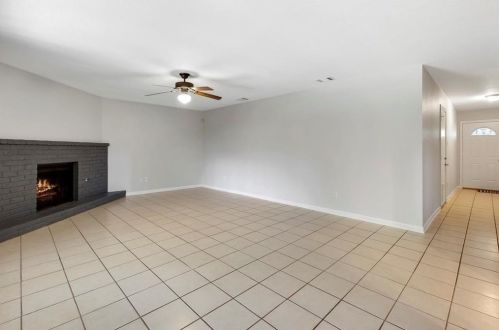 11108 Bending Bough Trl, Austin TX  78758-4211 exterior