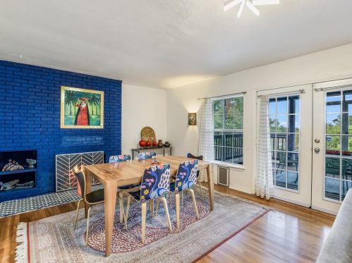 6207 Betty Cook Dr, Austin TX 78723-3313 exterior