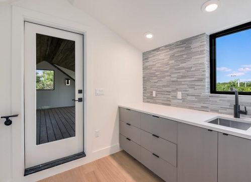 2903 14 St, Austin TX 78702-1628 exterior