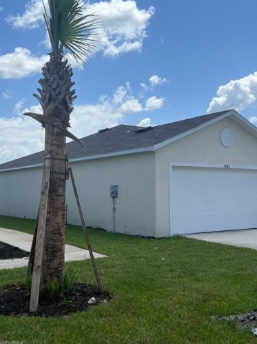 9084 Aegean Cir, Lehigh Acres, FL 33936-0060