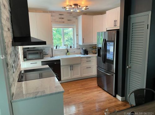 70 101st St, Miami FL  33138-2319 exterior