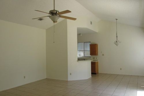 9505 Doliver Dr, Austin TX exterior