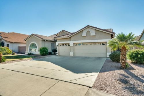 3313 Impala Ave, Mesa, AZ 85204-7353