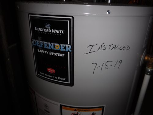 1436 Lee Cir, Manitowoc WI  54220-1522 exterior