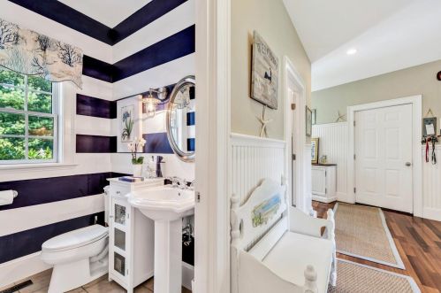 11 Teal Cir, Mashpee MA 02649-3676 exterior