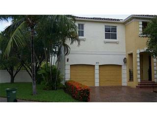 3175 211th St, Miami FL  33180-3685 exterior