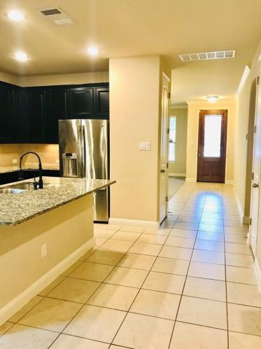 10628 Desert Willow Loop, Austin TX  78748-4025 exterior