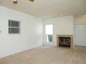 808 29th St, Austin TX  78705-3546 exterior