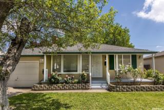 2512 Catalina Dr, Sacramento, CA 95821-6512