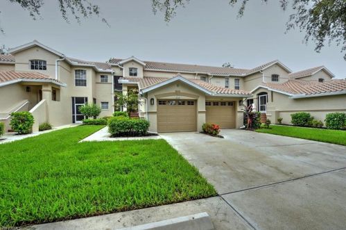 8255 Danbury Blvd, Naples, FL 34120-1677