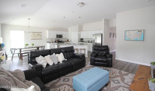 18 Stepping Stone Way, Bluffton SC 29910-4428 exterior