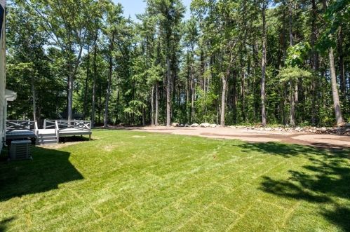 53 Alton St, Walpole MA  02081-4101 exterior