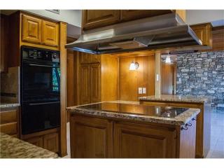 1359 The High Rd, Austin TX  78746-2230 exterior