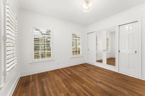 1703 31 St, Austin TX 78705-2148 exterior