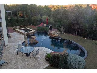 416 Luna Vista Dr, Austin TX  78738-1300 exterior