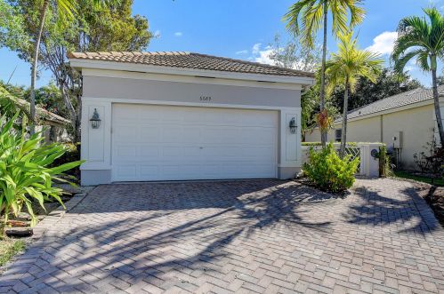 6689 Southport Dr, Boynton Beach, FL 33472-6909