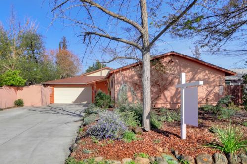 1000 Cypress Ln, Davis, CA 95616-2421