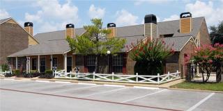 1001 Fuller Wiser Rd, Euless TX  76039-8108 exterior