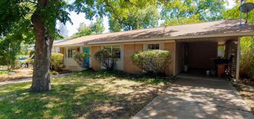 1303 Dwyce Dr, Austin TX  78757-2607 exterior