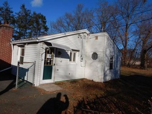 800 Prospect St, Chicopee MA  01020-3169 exterior