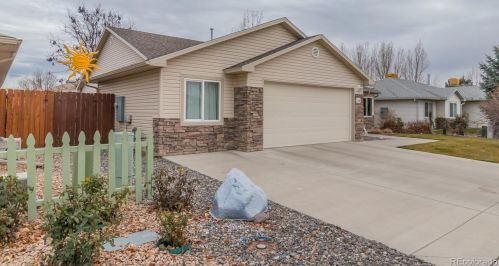 1126 Excelsior Creek Ave, Montrose, CO 81401-4358