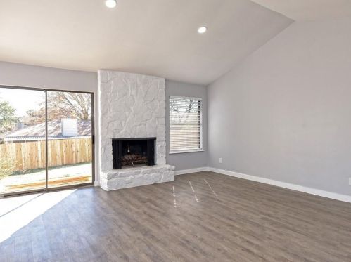 8413 Danville Dr, Austin TX  78753-5809 exterior