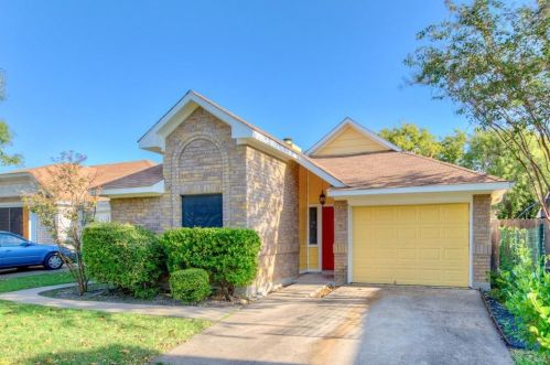 14215 Anita Marie Ln, Austin TX  78728-6811 exterior