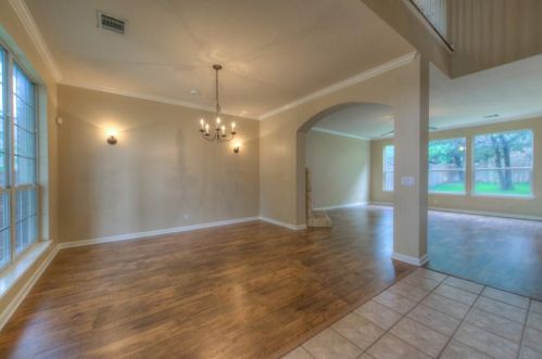 4004 Canyon Glen Cir, Austin TX  78732-2182 exterior