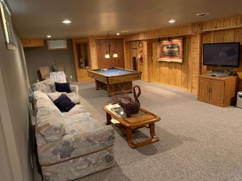 6806 Tall Oaks Rd, Manitowoc WI 54220-9416 exterior