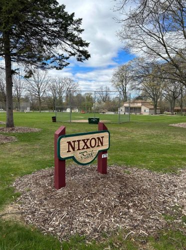 214 Park Ave, Chenequa WI  53029-2116 exterior