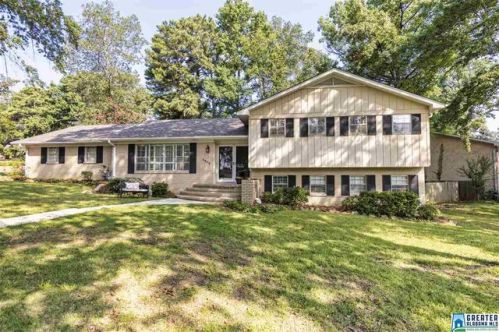 2605 Swiss Ln, Birmingham, AL 35226-2339