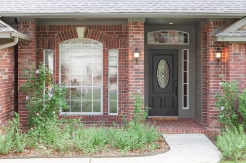 6404 Clairmont Dr, Austin TX 78749-3438 exterior