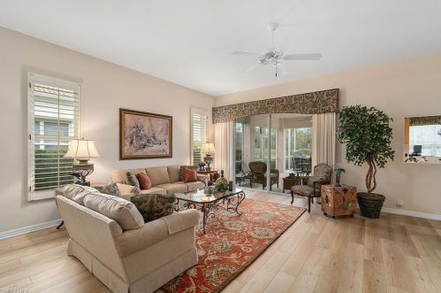 8326 Danbury Blvd, Naples, FL 34120-1633