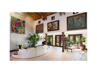 16 Palm Ave, Miami FL  33139-5138 exterior