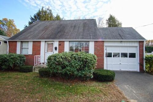 71 Nye St, Chicopee MA  exterior