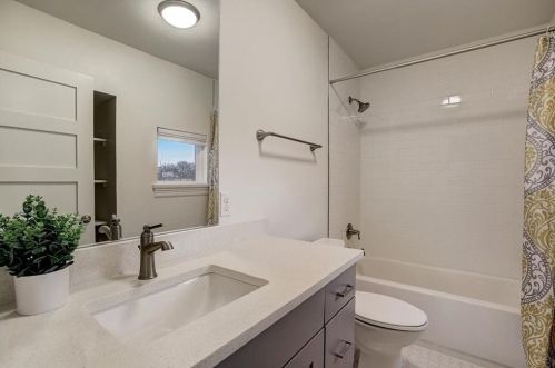 1707 Briar St, Austin TX 78704-3421 exterior