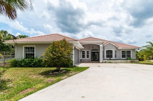 3930 24th Ave, Naples, FL 34117-9209